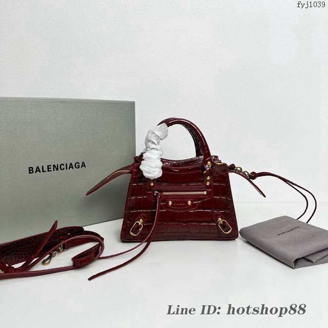 Balenciaga專櫃爆款鱷魚紋系列新版機車包 巴黎世家經典Neo Classic Mini酒紅鱷魚紋手提女包 fyj1039