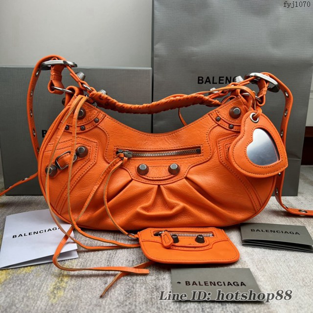 Balenciaga專櫃爆款Le Cagole半月牙腋下包餃子包 巴黎世家經典大號爆裂黑鱷金機車包 fyj1070