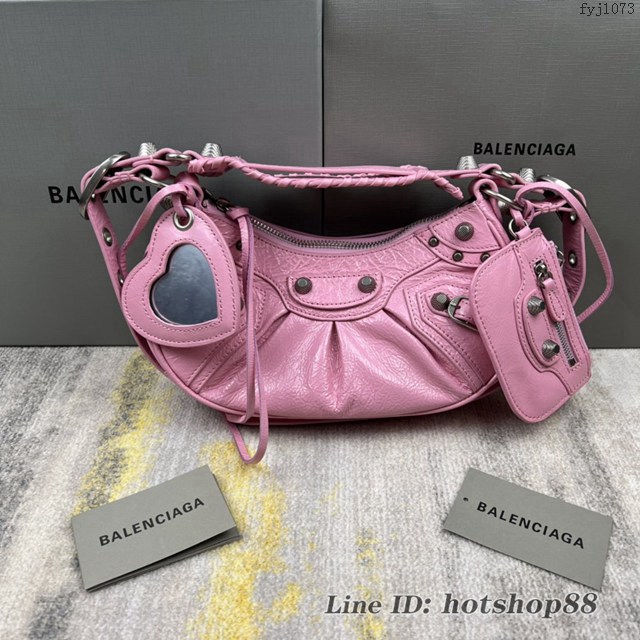 Balenciaga專櫃爆款Le Cagole半月牙腋下包餃子包 巴黎世家經典小號爆裂黑鱷金機車包 fyj1073