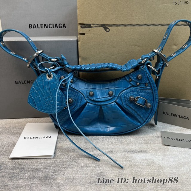 Balenciaga專櫃爆款Le Cagole半月牙腋下包餃子包 巴黎世家經典小號爆裂黑鱷金機車包 fyj1093