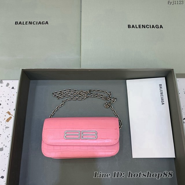 Balenciaga專櫃爆款鏈條女士小挎包 巴黎世家鏈條小號鱷魚粉Gossip bag斜挎包 92722型號 fyj1123