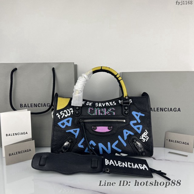 Balenciaga專櫃爆款塗鴉機車包 巴黎世家手提單肩背款中號塗鴉包 fyj1168