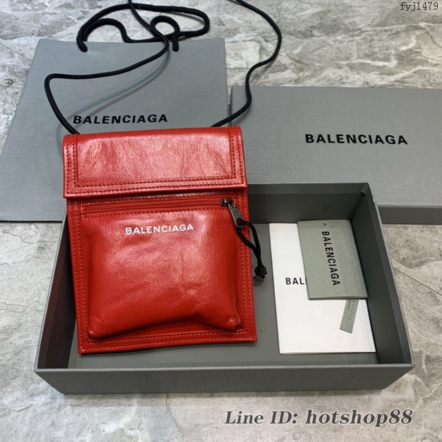 Balenciaga專櫃爆款小挎包 巴黎世家褶皺皮手機包 fyj1479