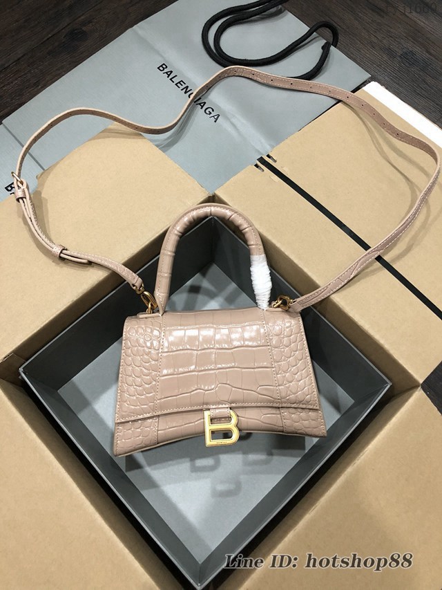 Balenciaga專櫃爆款大號手提女包 巴黎世家升級版鱷魚奶茶色金扣Hourglass沙漏包 fyj1660