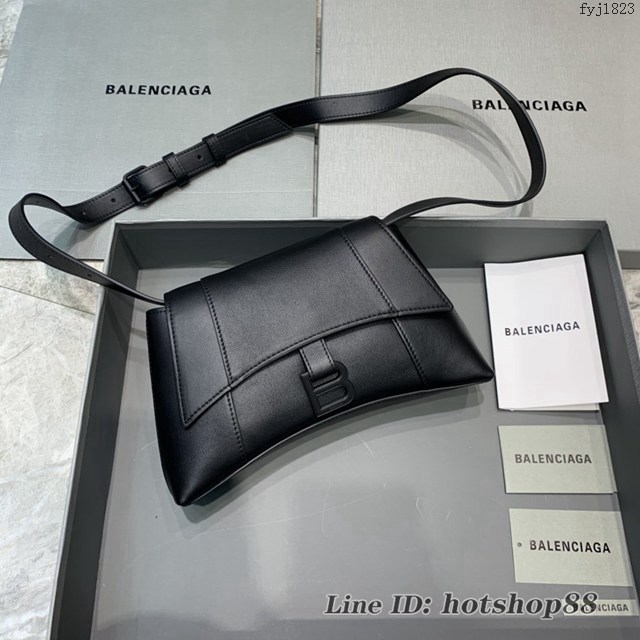 Balenciaga巴黎世家專櫃爆款小號平紋黑色黑扣Hourglass沙漏包 fyj1823