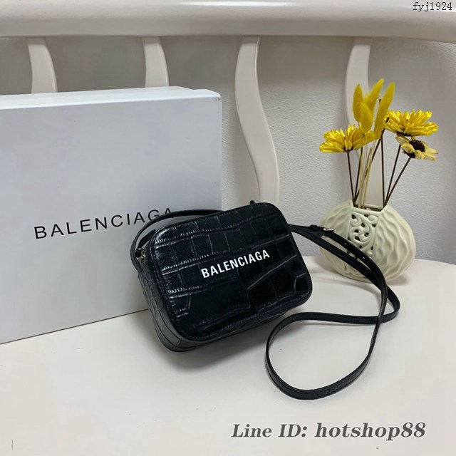 Balenciaga專櫃男女款巴黎世家Everyday Camera Mini熱賣相機包手提版斜挎小包 fyj1924