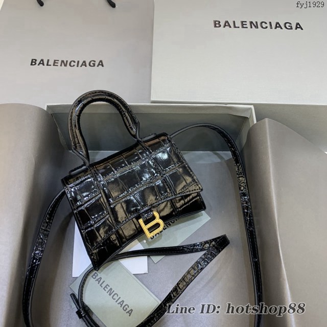 Balenciaga專櫃爆款迷你鱷魚紋黑色金扣手提女包 巴黎世家mini Hourglass沙漏包 fyj1929