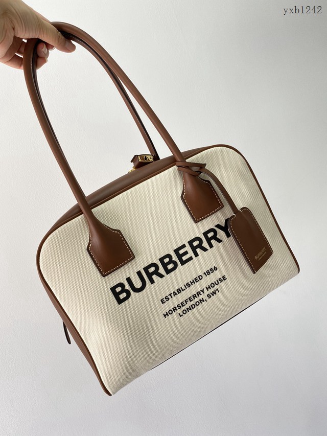 Burberry專櫃新款女士帆布手提包 巴寶莉時裝秀款保齡球包Cube立方包 yxb1242