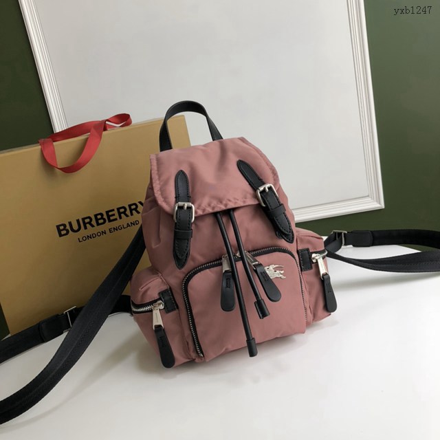 Burberry專櫃新款小號軍旅背包 巴寶莉尼龍布女士雙肩背包 yxb1247