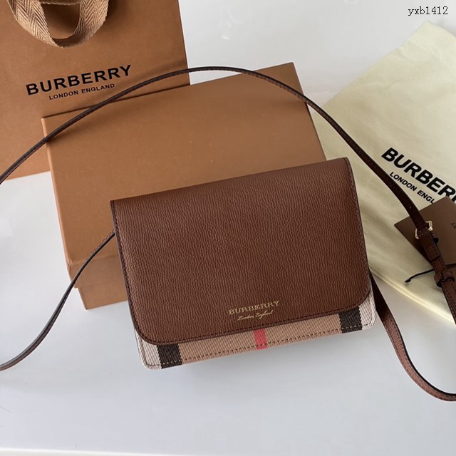 Burberry專櫃新款兩用小肩包手包 巴寶莉翻蓋單肩斜挎女包 yxb1412