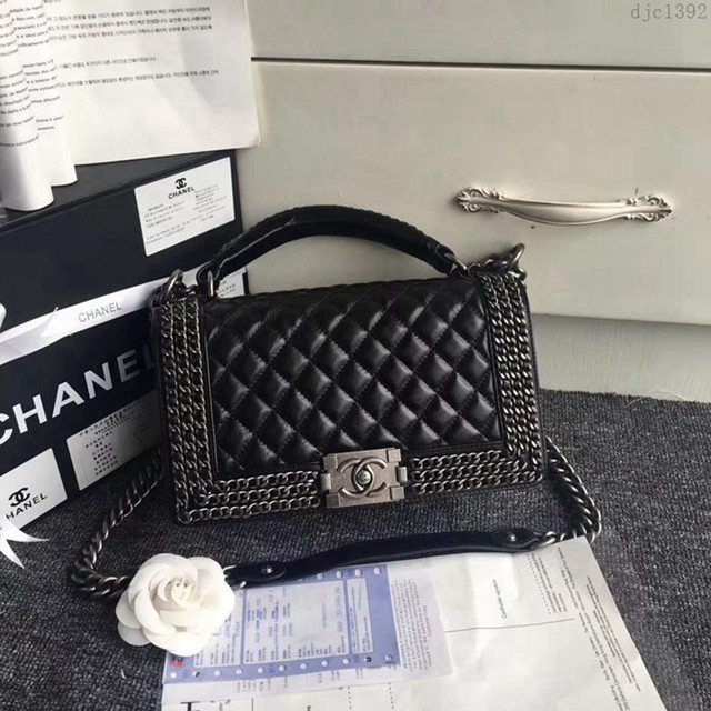 CHANEL女包 小香秋冬專櫃新品 金屬鏈條 進口臘油皮 Boy斜挎女包 香奈兒單肩包 djc1392