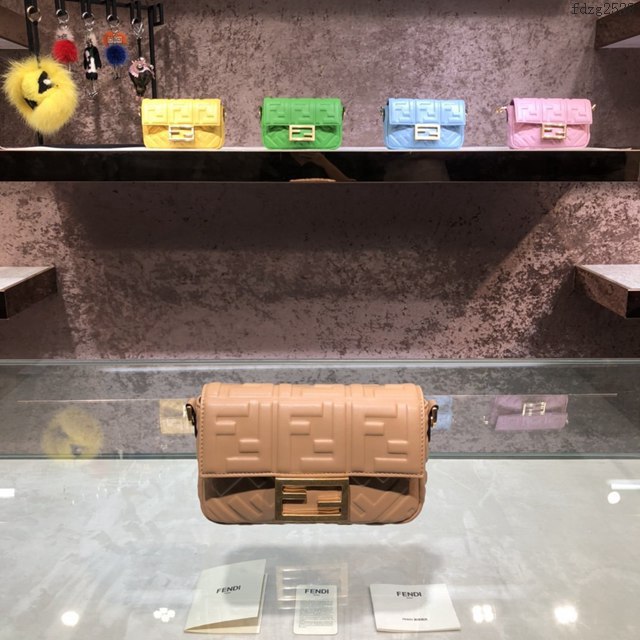 FENDI精品女包 芬迪BAGUETTE羊皮手袋 Fendi 0191s迷你肩背斜挎包 fdzg2528