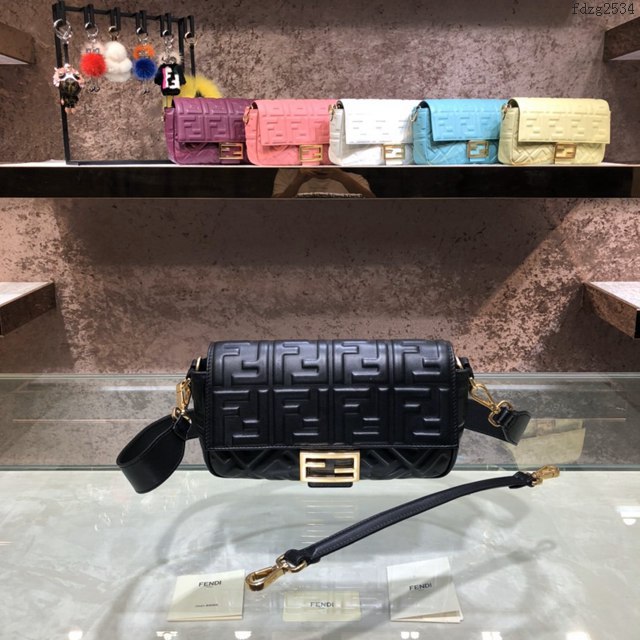 FENDI精品女包 芬迪BAGUETTE中號羊皮手袋 Fendi 0191M迷你肩背斜挎包 fdzg2534