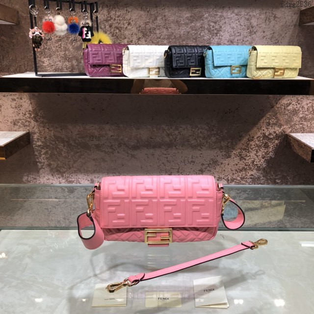 FENDI精品女包 芬迪BAGUETTE中號羊皮手袋 Fendi 0191M迷你肩背斜挎包 fdzg2536