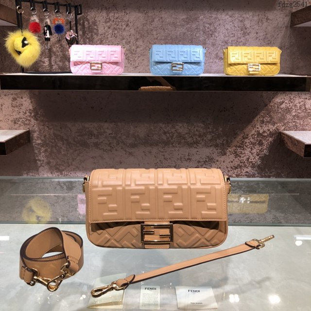 FENDI精品女包 芬迪BAGUETTE中號羊皮手袋 Fendi 0191M迷你肩背斜挎包 fdzg2541