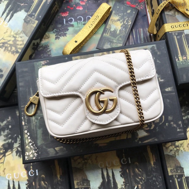 Gucci女包 476433 古馳GG Marmont迷你鏈條包 復古金色五金 Gucci全皮小號女包  gqy1149