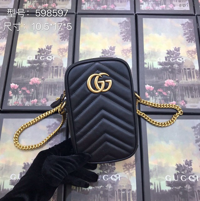 Gucci女包 598597 古馳2020新款女包 Gucci克皮牛皮手機包  gqy1162