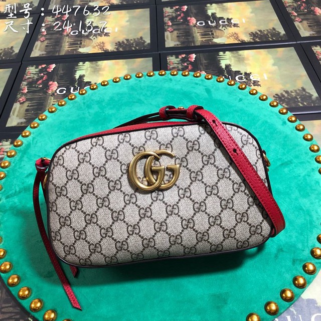 Gucci包包 447632 古馳經典GG Marmont系列 Gucci小號絎縫肩背斜挎包  gqy1824