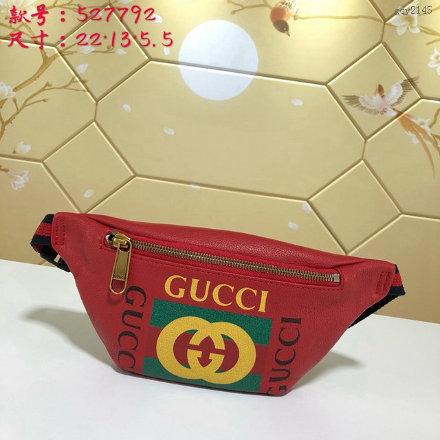 Gucci腰包 527792 古馳新款挎包 Gucci19新款紅色logo印花腰包 男女同款  gqy2145