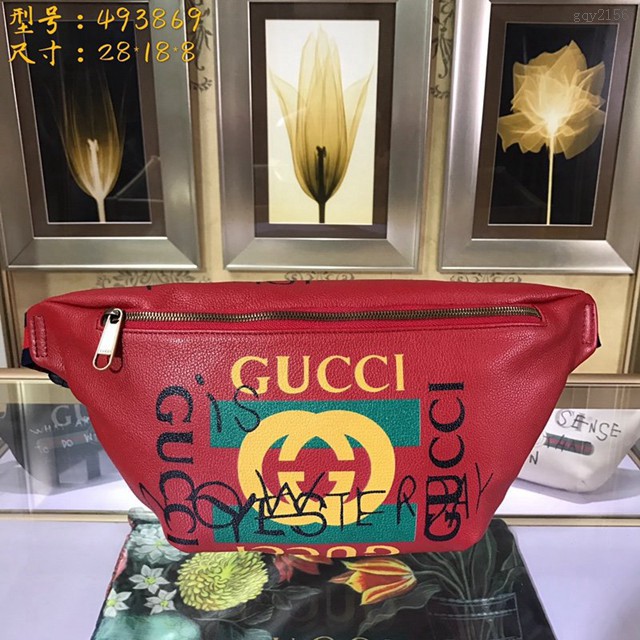 Gucci腰包 493869 古馳2020早春新款 男士時尚皮革胸包 古奇彩印塗鴉休閒腰包 男女同款  gqy2156