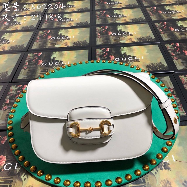 Gucci經典款女包 602204 古馳原單 1955馬銜扣肩背斜挎包 白全皮 Gucci馬鞍包  gqy2413