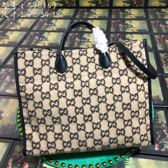 Gucci包包 598169 Gucci古馳2019冬季新款 GG羊毛手提購物袋  gqy3217