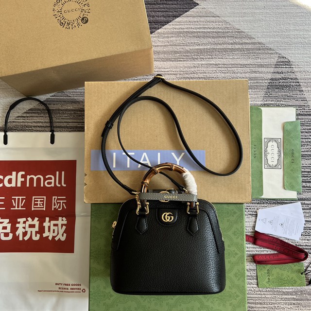 Gucci官網新款全皮貝殼包女士手提包 古馳Gucci Diana竹節迷你托特包715775 gqy4496