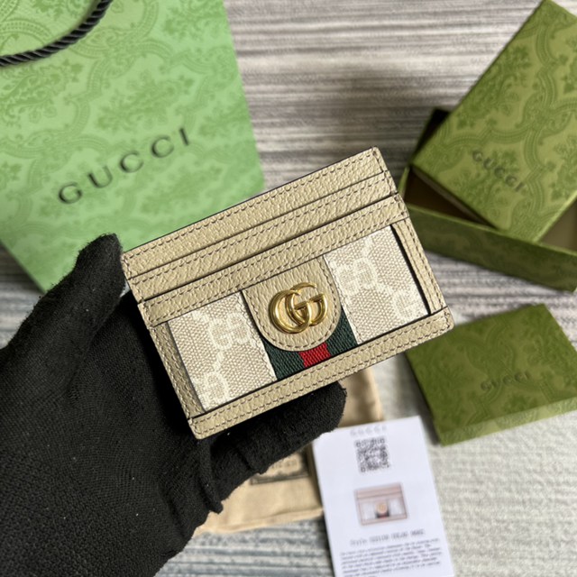 Gucci官網新款卡夾 古馳經典GG圖案米膠燕麥色名片夾523159 gqy4591