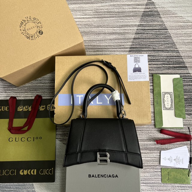 Gucci官網2028新款全皮女包 古馳BALENCIAGA×GUCCI聯名全新“Aria-時尚詠歎調”系列小號女包593546 gqy4747