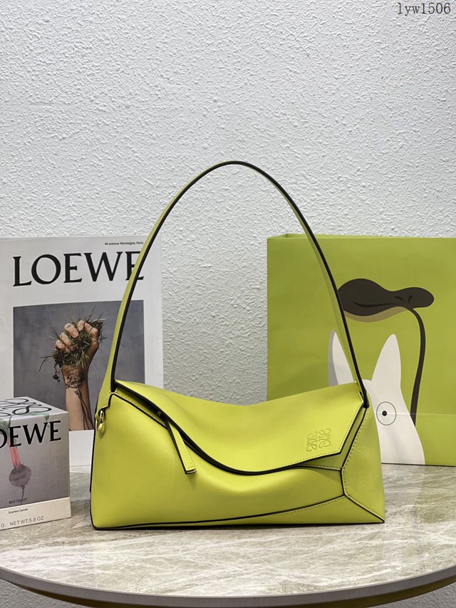 Loewe羅意威Puzzle女款系列hobo腋下包 納帕小牛皮手拎肩背女包 10275 lyw1506