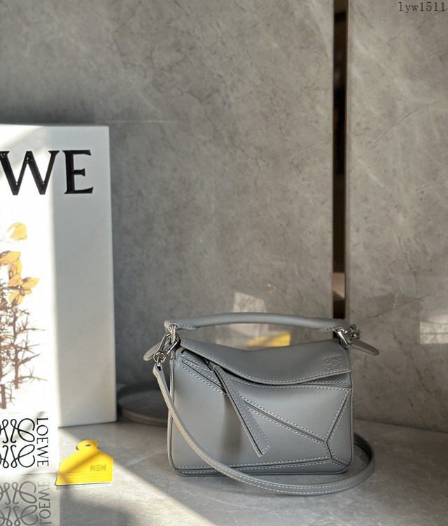 Loewe專櫃經典款2022新顏色迷你女包 羅意威Puzzle系列Mini女款手提肩背包小牛皮幾何包 10173 lyw1511