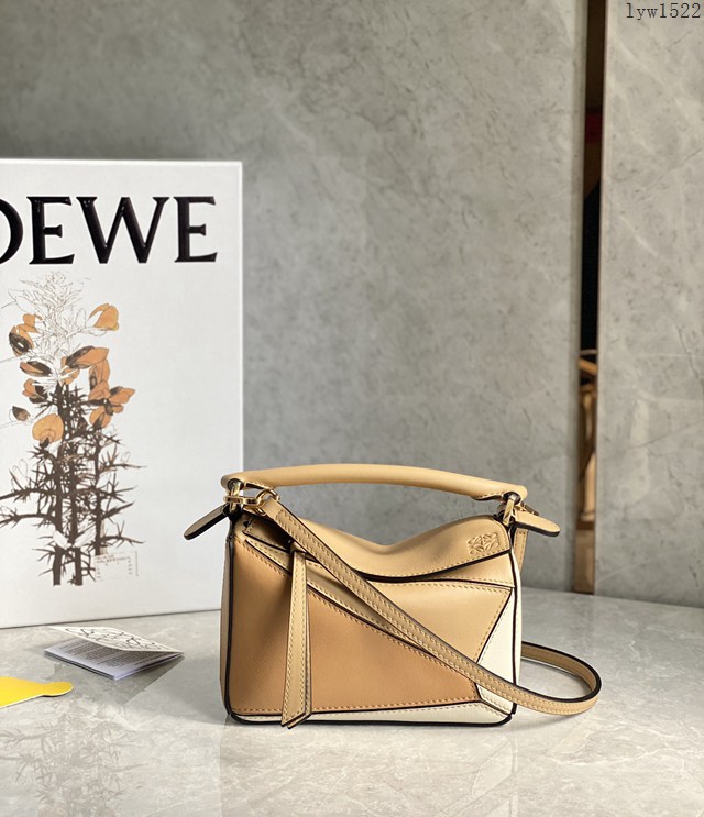 Loewe專櫃經典款2022新顏色迷你女包 羅意威Puzzle系列Mini女款手提肩背包小牛皮幾何包 10173 lyw1522