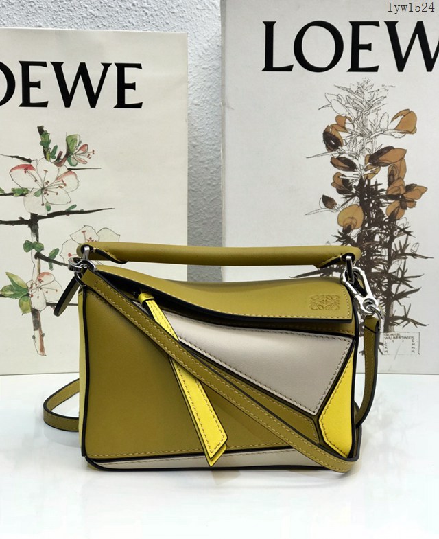 Loewe專櫃經典款2022新顏色迷你女包 羅意威Puzzle系列Mini女款手提肩背包小牛皮幾何包 10173 lyw1524