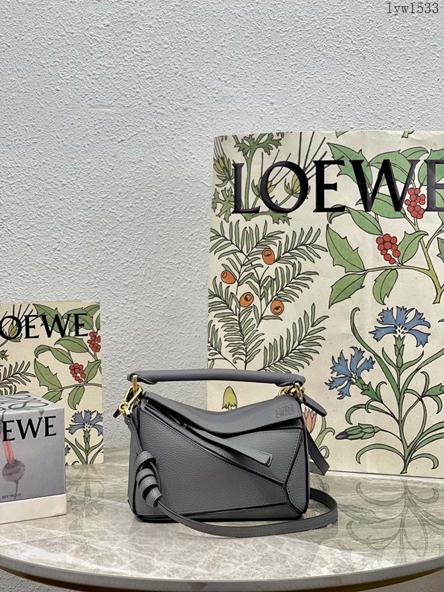 Loewe專櫃經典款2022新顏色迷你女包 羅意威Puzzle系列Mini女款手提肩背包小牛皮幾何包 10173 lyw1533