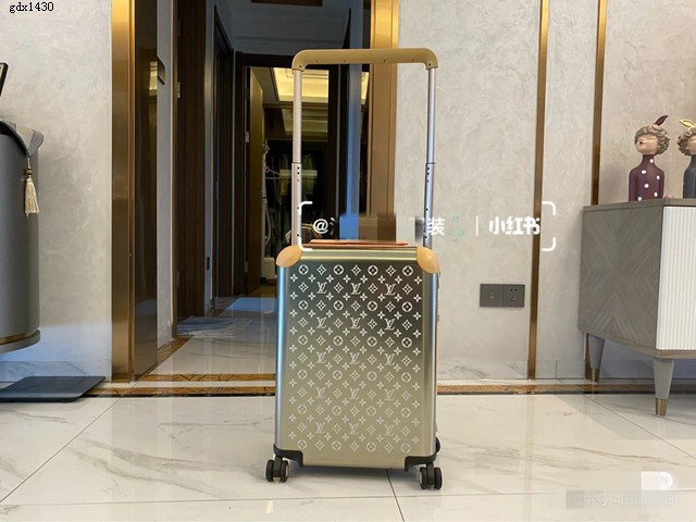 lv旅行箱 鈦灰monogram花紋鈦合金材質旅行箱 M23204 gdx1430