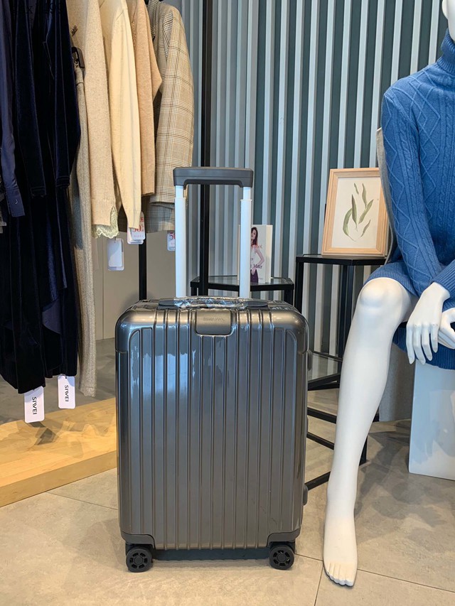 RIMOWA行李箱四輪拉杆箱 日默瓦essential系列超輕拉杆箱行李箱 gdx1499