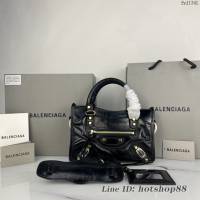 Balenciaga專櫃爆款手提女包 巴黎世家原版油蠟頭層牛皮香皮鳳梨金釘迷你機車包 fyj1341