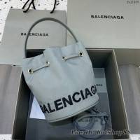 Balenciaga專櫃爆款Balen超輕水桶包 巴黎世家淺灰帆布手提包 fyj1499