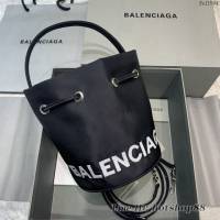 Balenciaga專櫃爆款Balen超輕水桶包 巴黎世家黑色帆布手提包 fyj1504