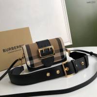 Burberry專櫃新款搭扣包 巴寶莉精紡House格紋單肩斜挎女包 yxb1203