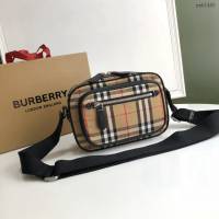 Burberry專櫃新款Vintage復古格紋斜背包 巴寶莉肩背相機包男包 yxb1480