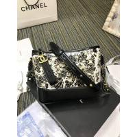 CHANEL女包 A91810 新款GABRIELLE大蟒蛇皮 小牛皮革 小號流浪包 香奈兒女單肩斜挎包 黑藍花 djc1047