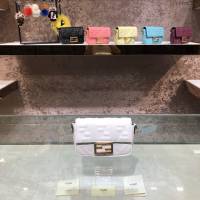 FENDI精品女包 芬迪BAGUETTE羊皮手袋 Fendi 0191s迷你肩背斜挎包 fdzg2522