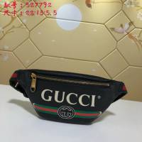 Gucci腰包 527792 古馳新款挎包 Gucci19新款黑色logo印花腰包 男女同款  gqy2143