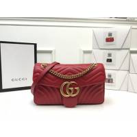 Gucci經典款女包 443496 古馳GG Marmont系列 Gucci中號肩背斜挎鏈條包  gqy3644