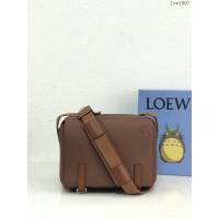 Loewe專櫃經典款military messenger信使包男包 羅意威新款郵差包 11361# lyw1007