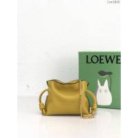 Loewe專櫃2022新款Flamenco小福袋手機包 羅意威純色全皮束口抽繩小挎包手機包 10855 lyw1053