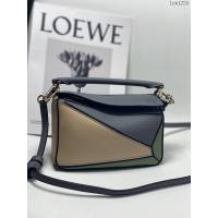 Loewe專櫃經典款2022新顏色迷你女包 羅意威Puzzle系列Mini女款手提肩背包小牛皮幾何包 10173 lyw1225