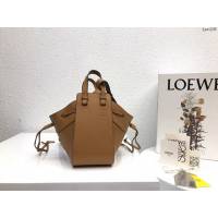 Loewe專櫃2022新款迷你hammock手袋 羅意威手提肩背女包迷你版吊床包 10393 lyw1235