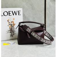 Loewe專櫃爆款羅意威字母肩帶單色釉Puzzle幾何包 lyw1556